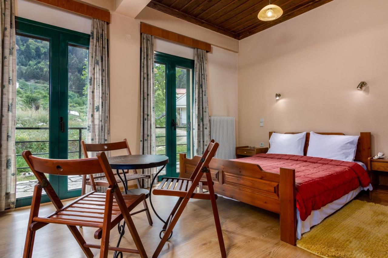 Zampakas Hotel Panorama Stournareika 外观 照片