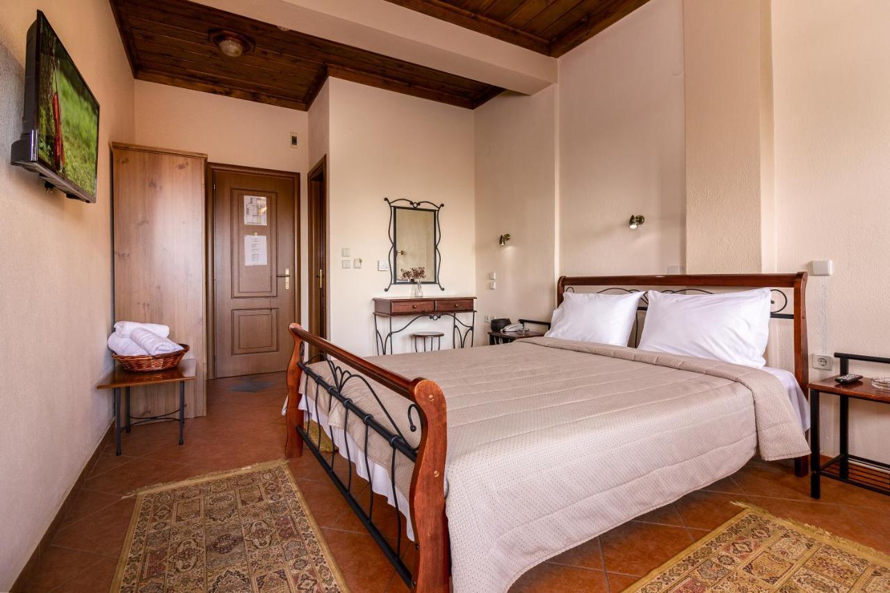 Zampakas Hotel Panorama Stournareika 外观 照片